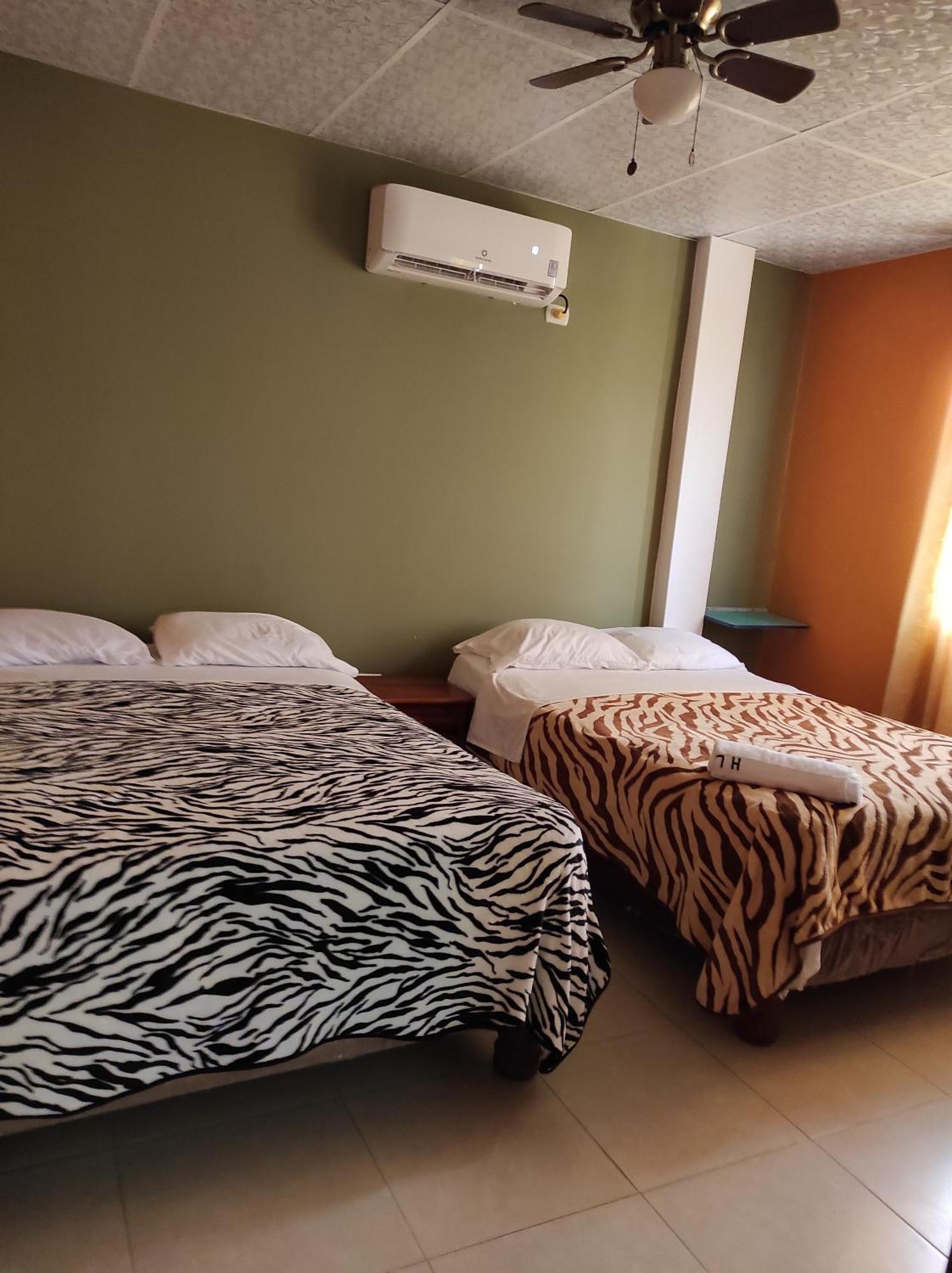 Hostal Las Garzas Del Pelado بلاياس المظهر الخارجي الصورة